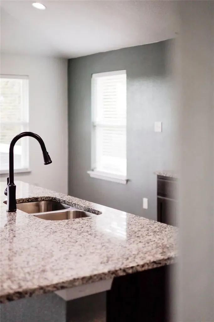 20506 National Drive Lago Vista TX 78645