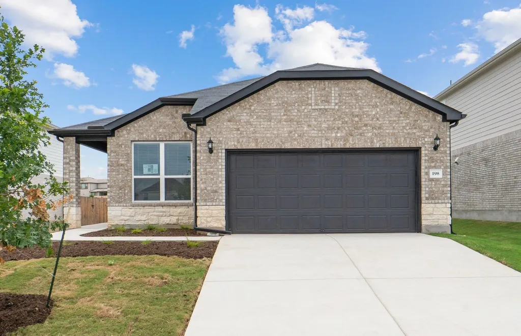 198 Rubber Tree Way Buda TX 78610