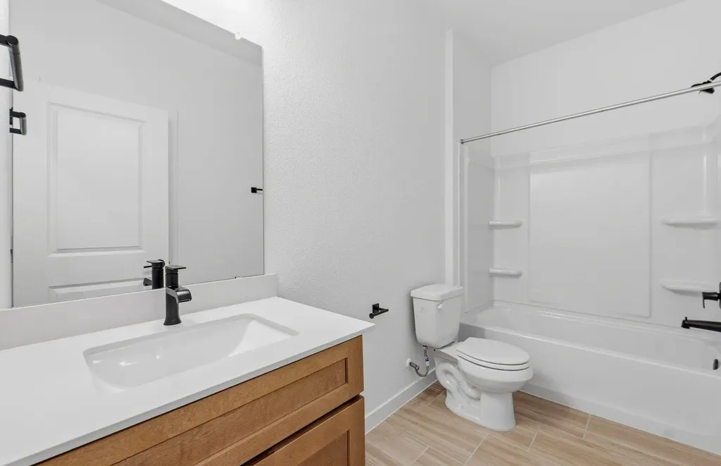 198 Rubber Tree Way Buda TX 78610