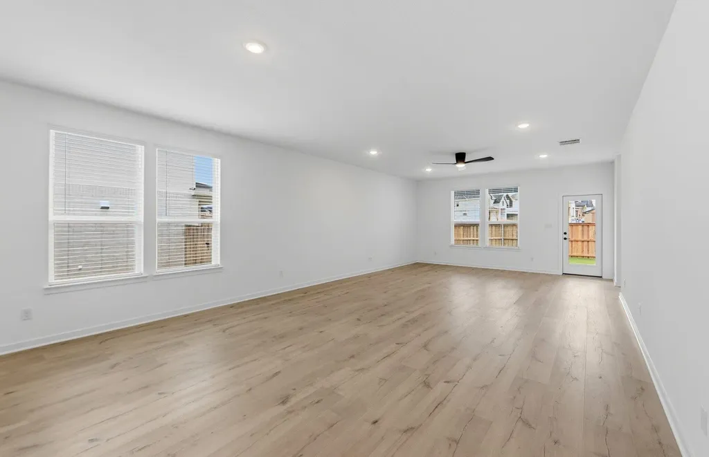 198 Rubber Tree Way Buda TX 78610