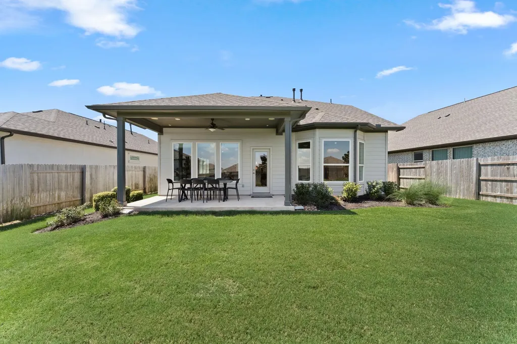 6512 Velvet Leaf Lane Buda TX 78610