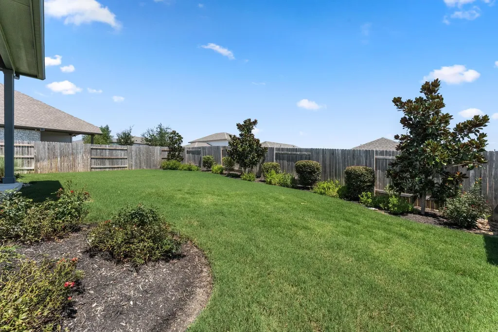 6512 Velvet Leaf Lane Buda TX 78610