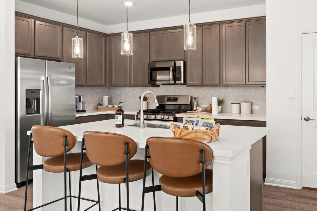 6512 Velvet Leaf Lane Buda TX 78610