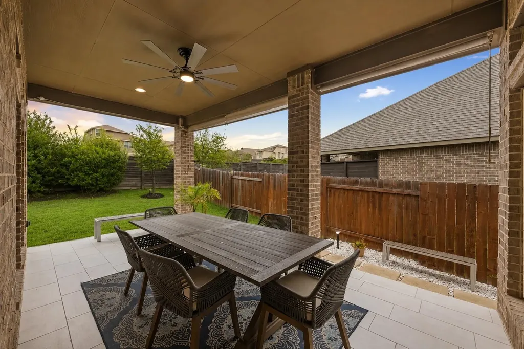 6205 Llano Stage Trail Austin TX 78738