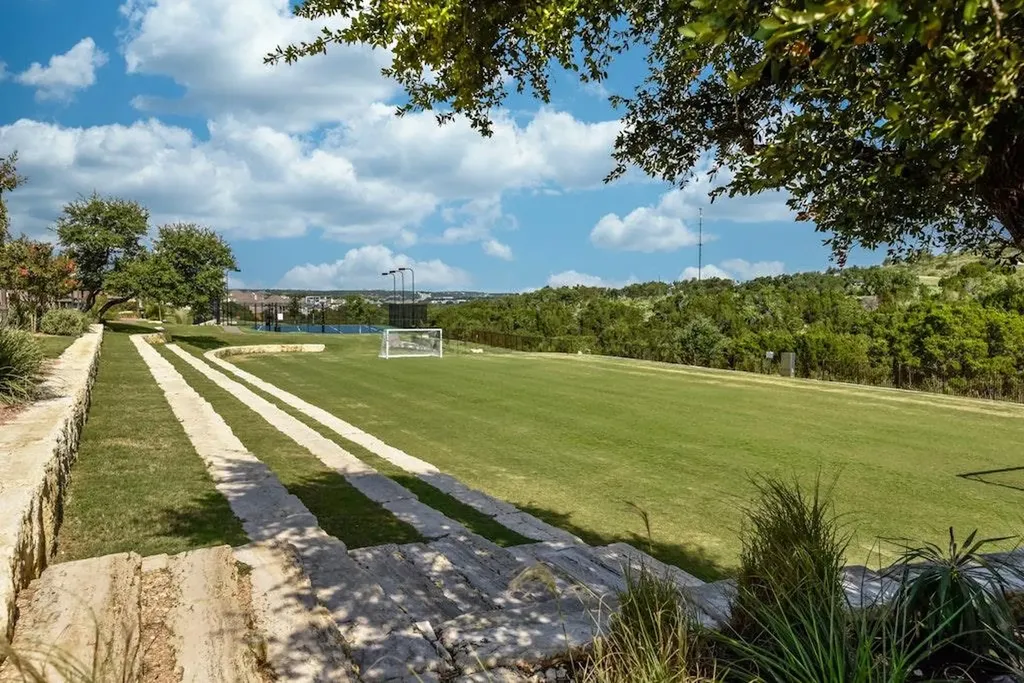 6205 Llano Stage Trail Austin TX 78738