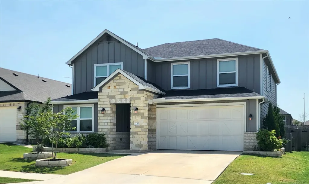 13302 Henrietta Plaza Manor TX 78653