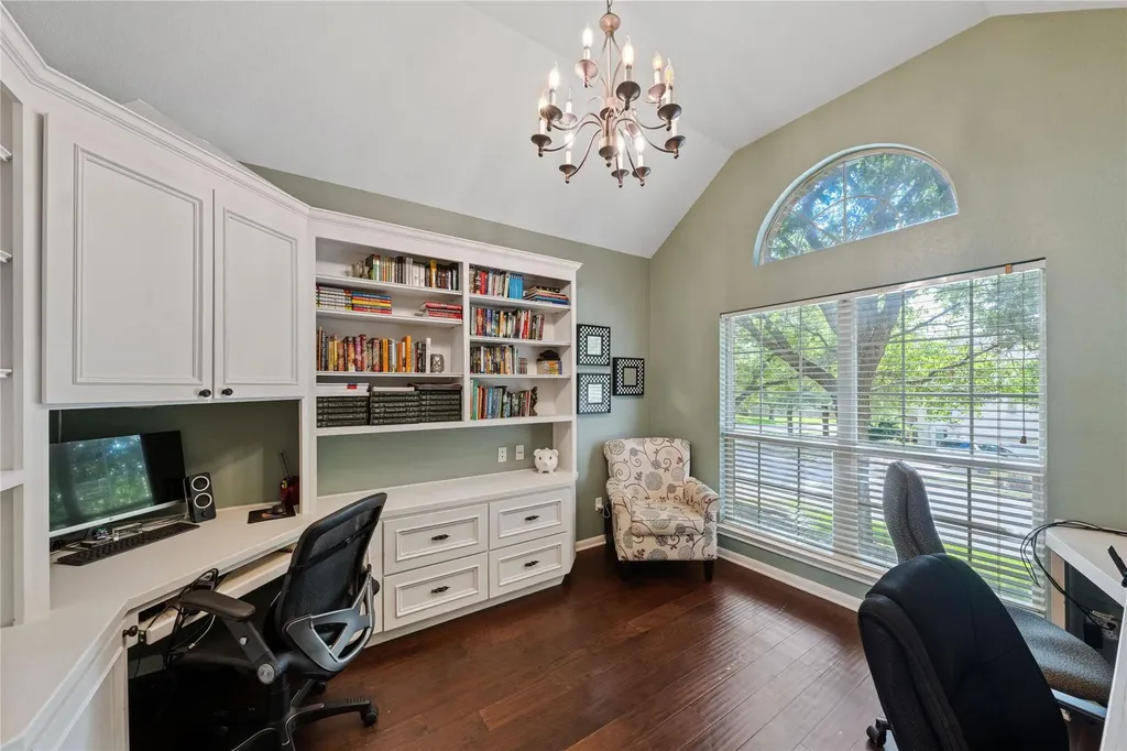 3105 Persimmon Valley Trail Austin TX 78732