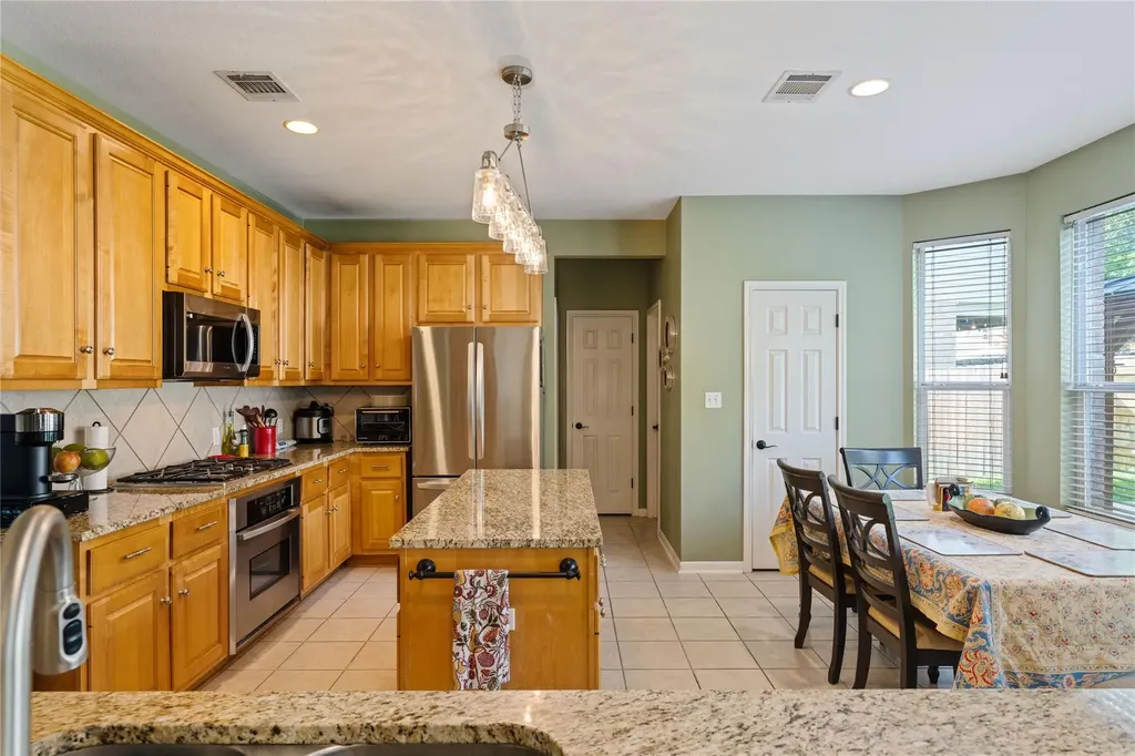 3105 Persimmon Valley Trail Austin TX 78732