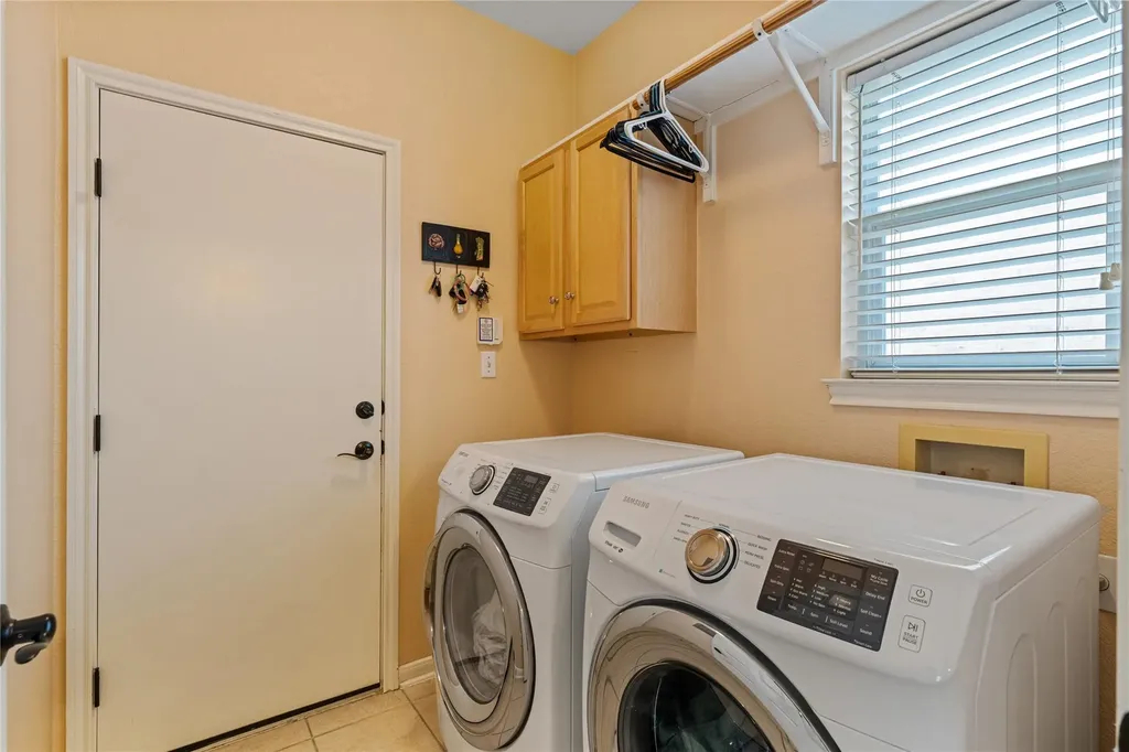 3105 Persimmon Valley Trail Austin TX 78732