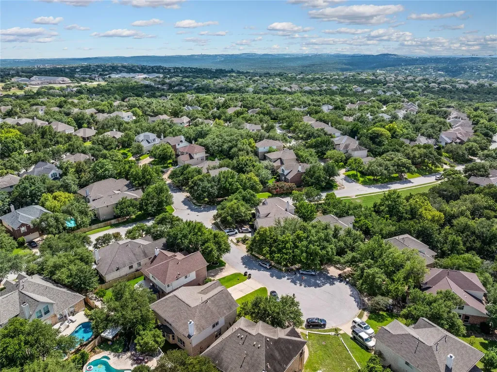 3105 Persimmon Valley Trail Austin TX 78732