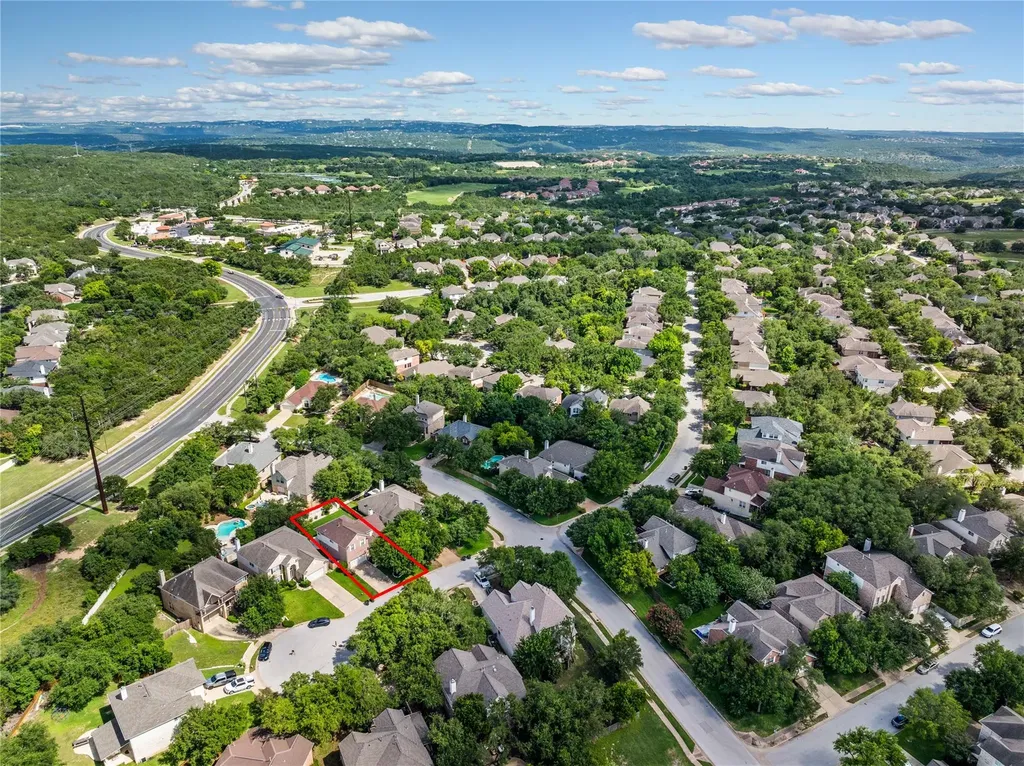 3105 Persimmon Valley Trail Austin TX 78732
