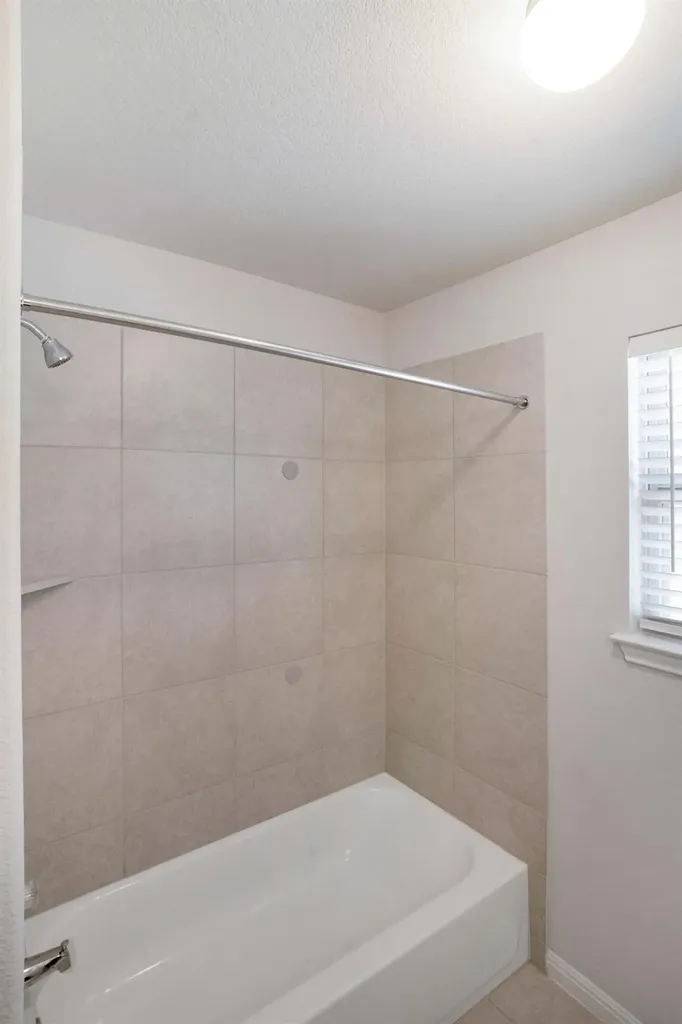 148 Brady Creek Way Leander TX 78641