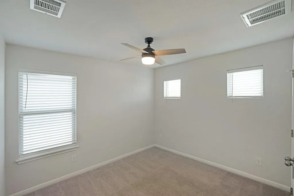 148 Brady Creek Way Leander TX 78641