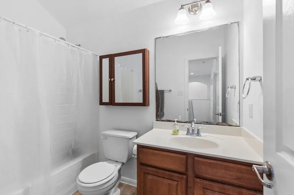 1117 Cockrill Court Hutto TX 78634
