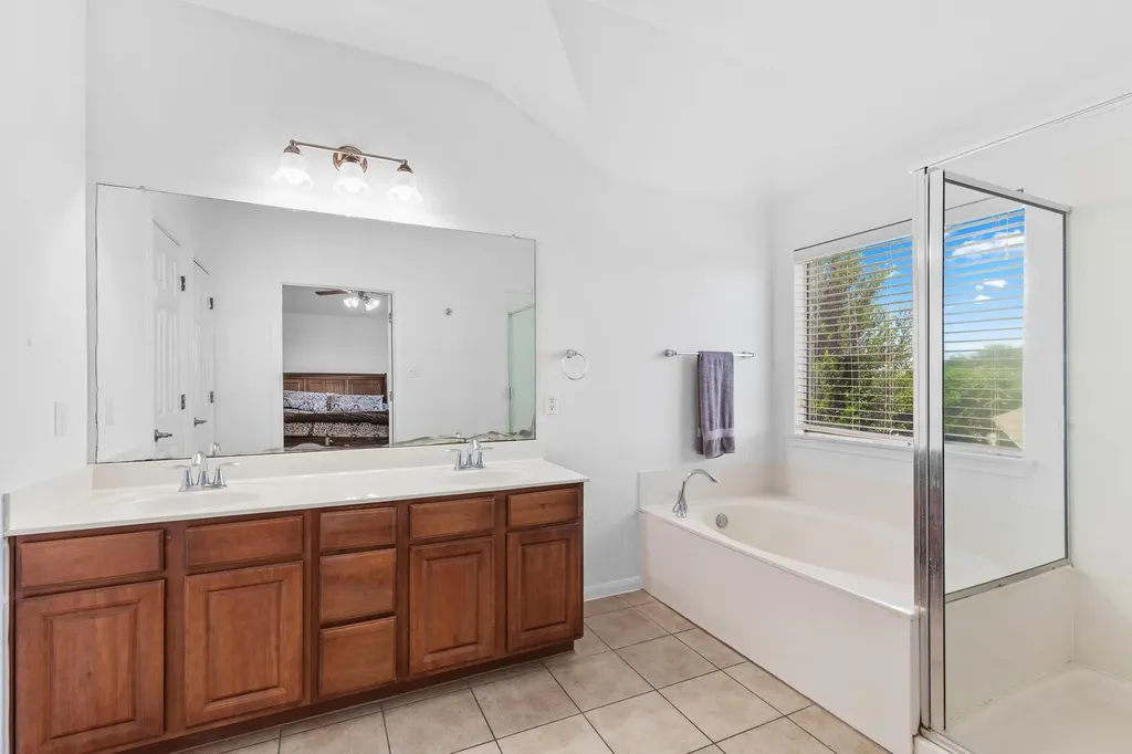1117 Cockrill Court Hutto TX 78634
