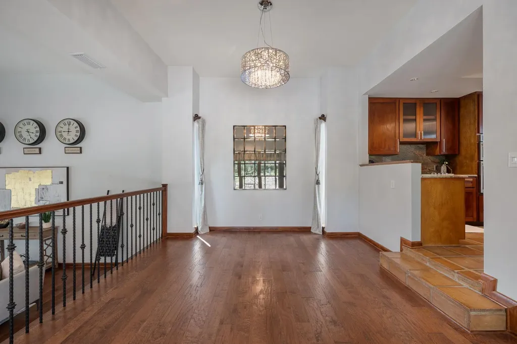 6022 Mount Bonnell Hollow Austin TX 78731