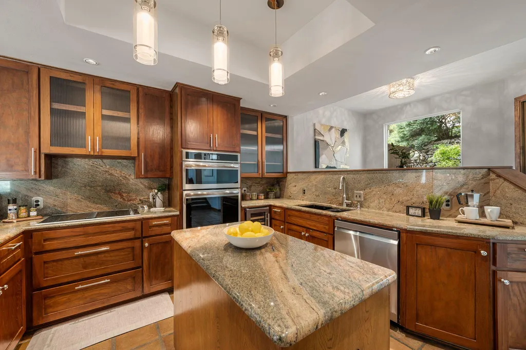 6022 Mount Bonnell Hollow Austin TX 78731