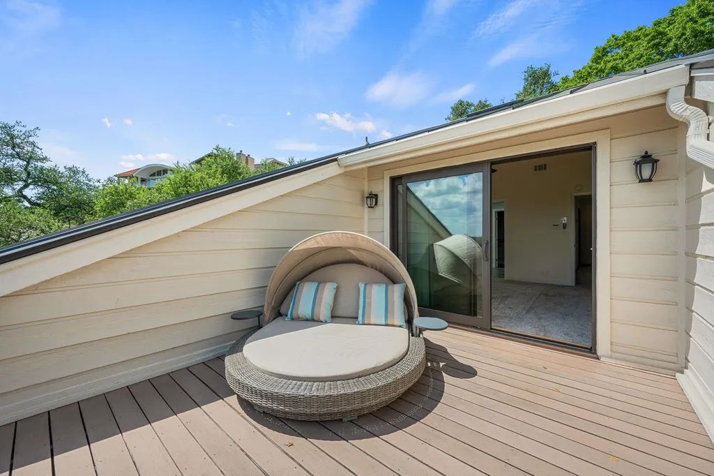 6022 Mount Bonnell Hollow Austin TX 78731