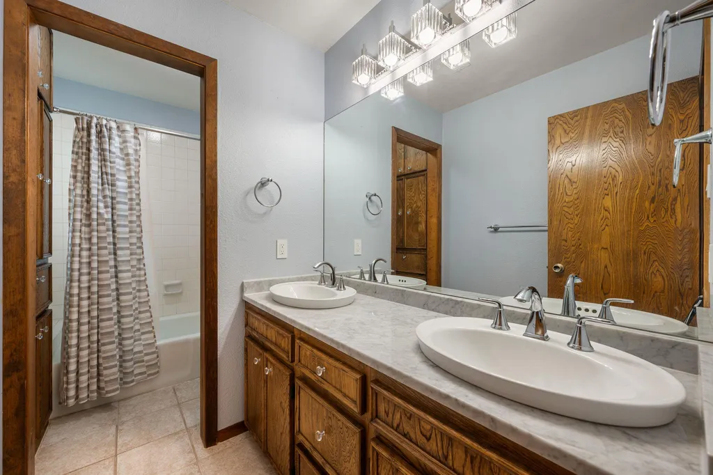 6022 Mount Bonnell Hollow Austin TX 78731