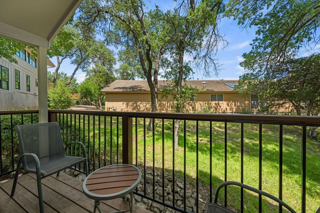 6022 Mount Bonnell Hollow Austin TX 78731