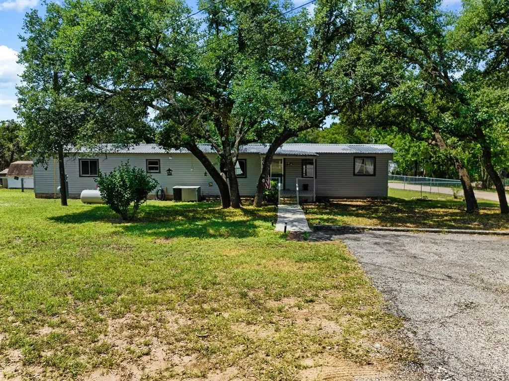 22601 Dewberry Hollow Leander TX 78641