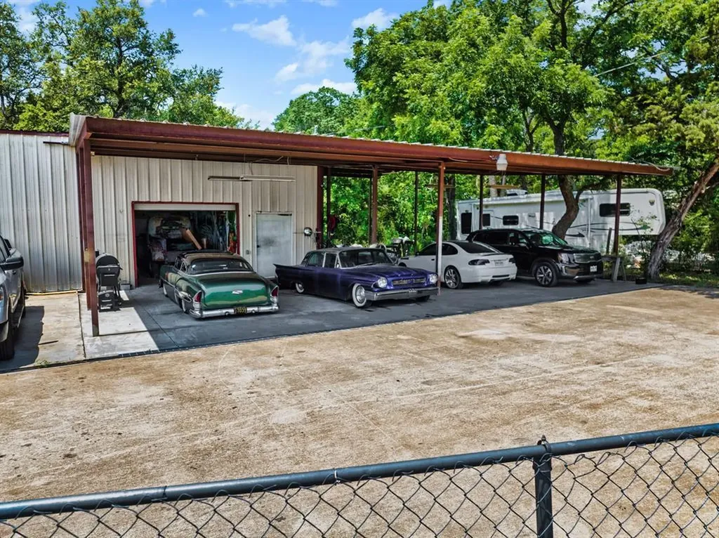 22601 Dewberry Hollow Leander TX 78641