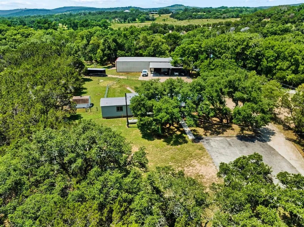 22601 Dewberry Hollow Leander TX 78641