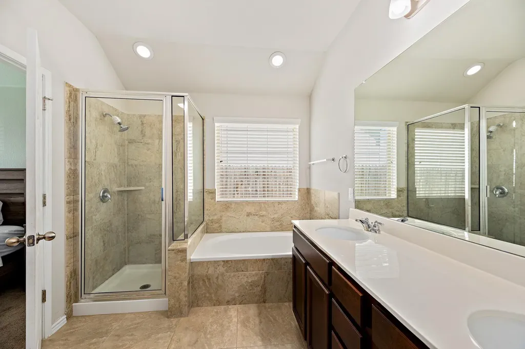 382 Limerick Road Buda TX 78610