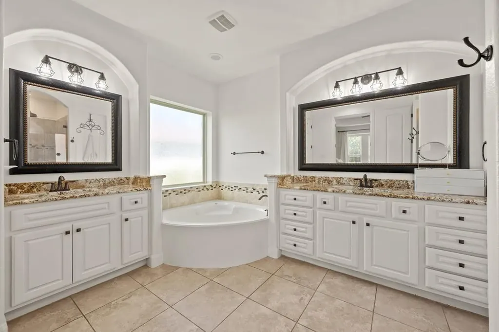 112 Salinas Cove Austin TX 78738