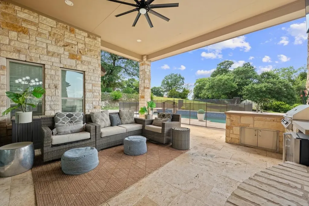 112 Salinas Cove Austin TX 78738
