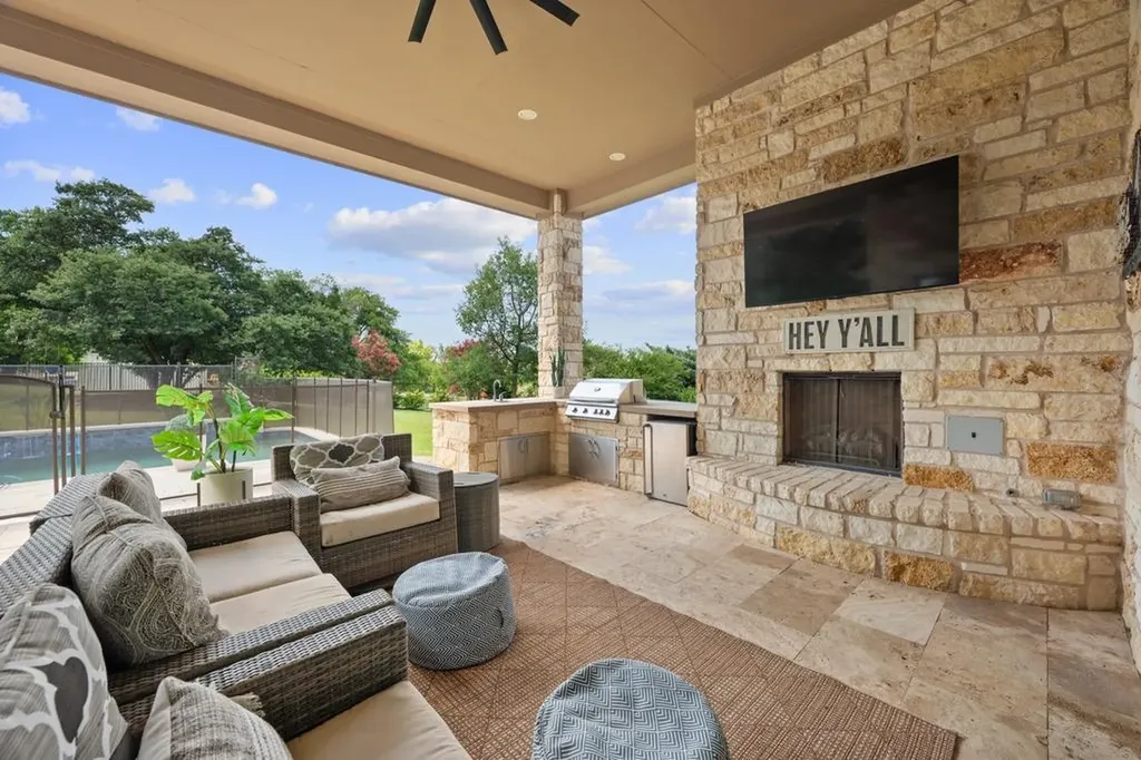 112 Salinas Cove Austin TX 78738