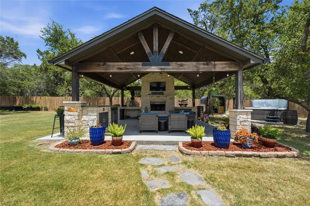 8410 Fm 2484 Salado TX 76571