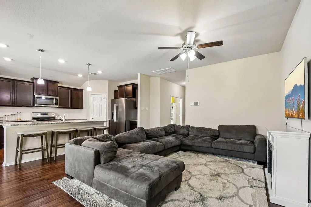 204 Bainbridge Drive Temple TX 76502
