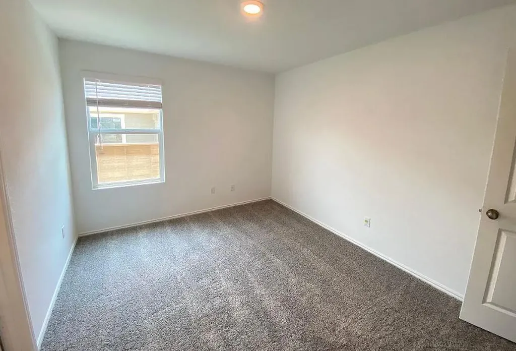 239 Barcelona Kyle TX 78640