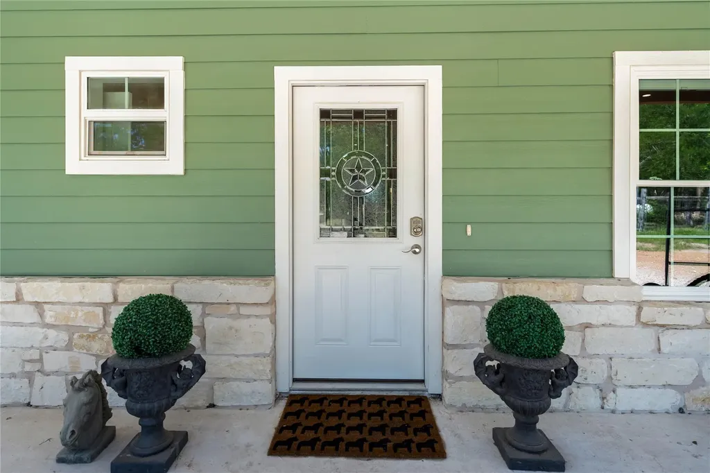 7670 Nez Perce Trace Manor TX 78653