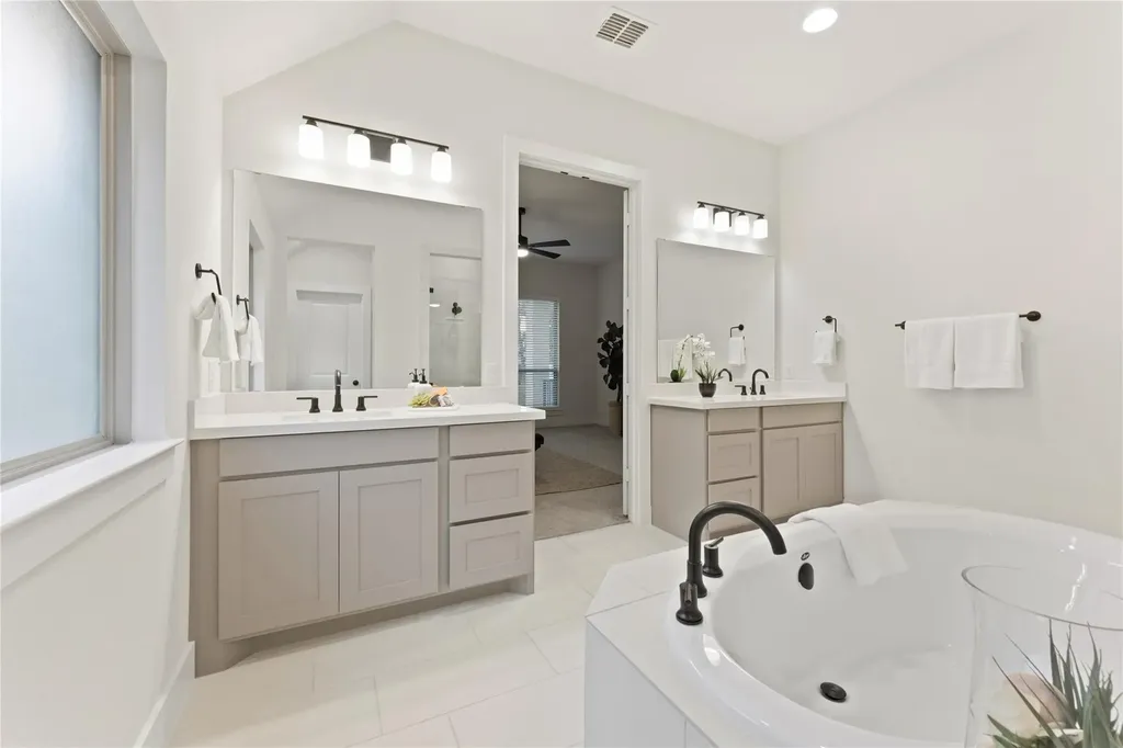 201 Brewer Street Kyle TX 78640