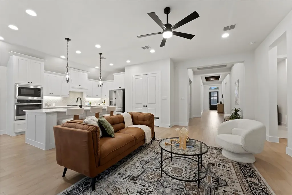 201 Brewer Street Kyle TX 78640
