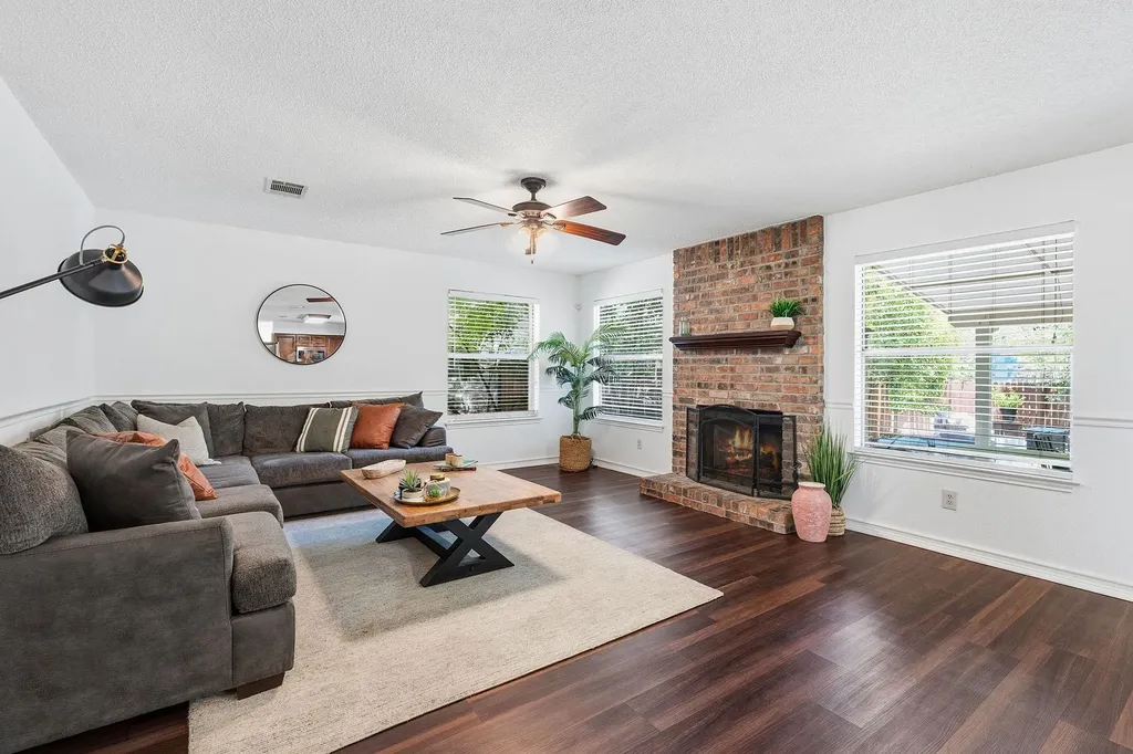 13111 Tilder Drive Austin TX 78729