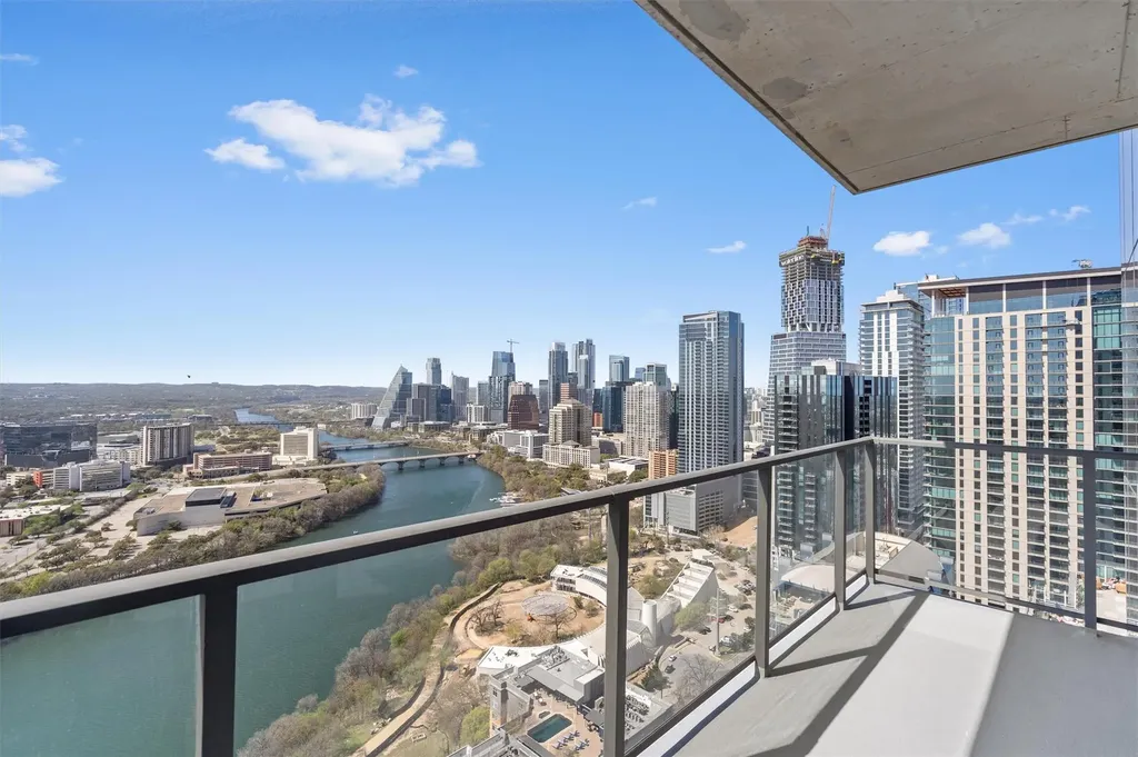 44 East Avenue Austin TX 78701