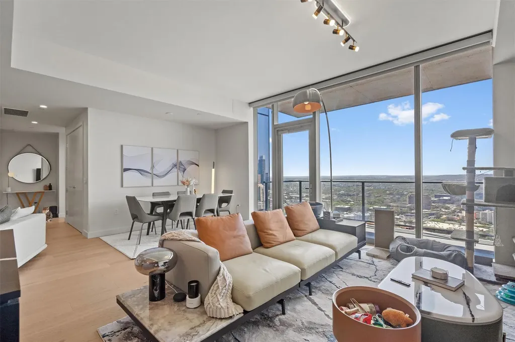 44 East Avenue Austin TX 78701