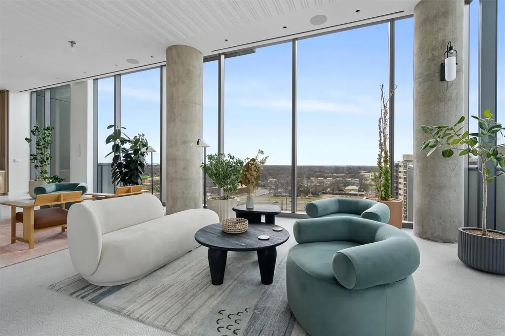 44 East Avenue Austin TX 78701