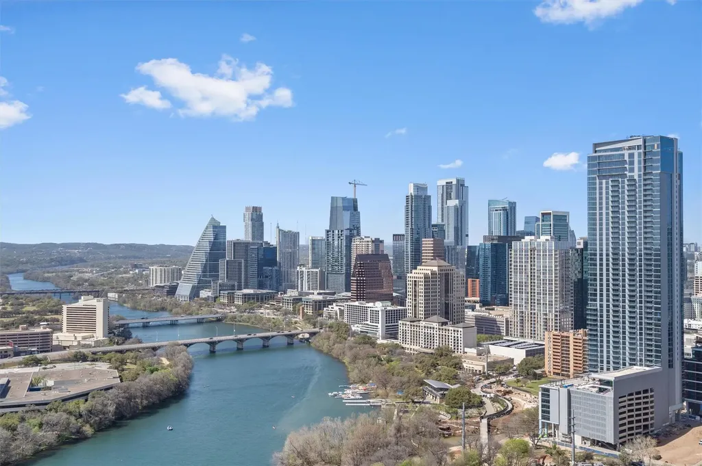 44 East Avenue Austin TX 78701