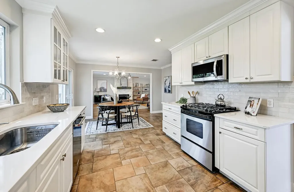 8007 Davis Mountain Cove Austin TX 78726