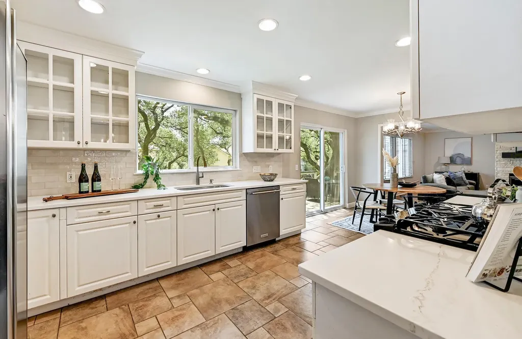 8007 Davis Mountain Cove Austin TX 78726