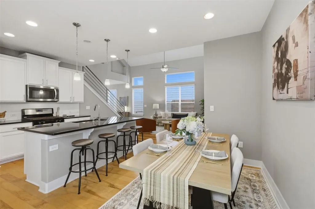 7107 Mowbray Street Austin TX 78741