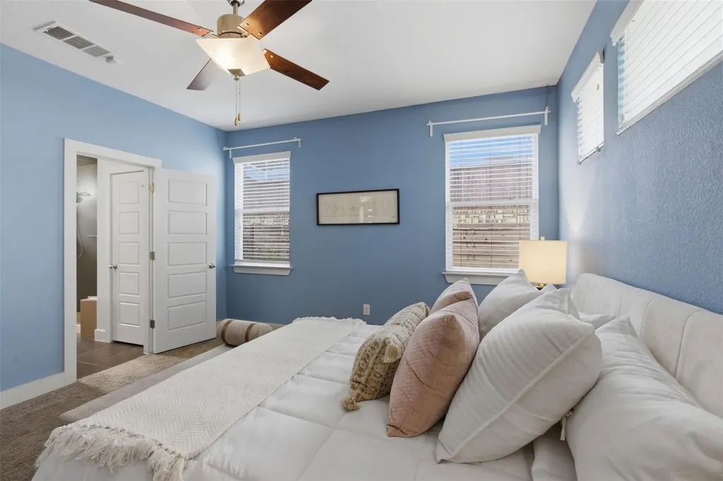 7107 Mowbray Street Austin TX 78741