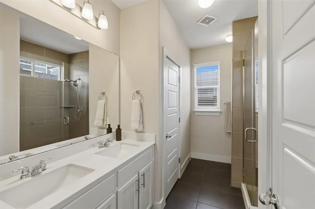 7107 Mowbray Street Austin TX 78741