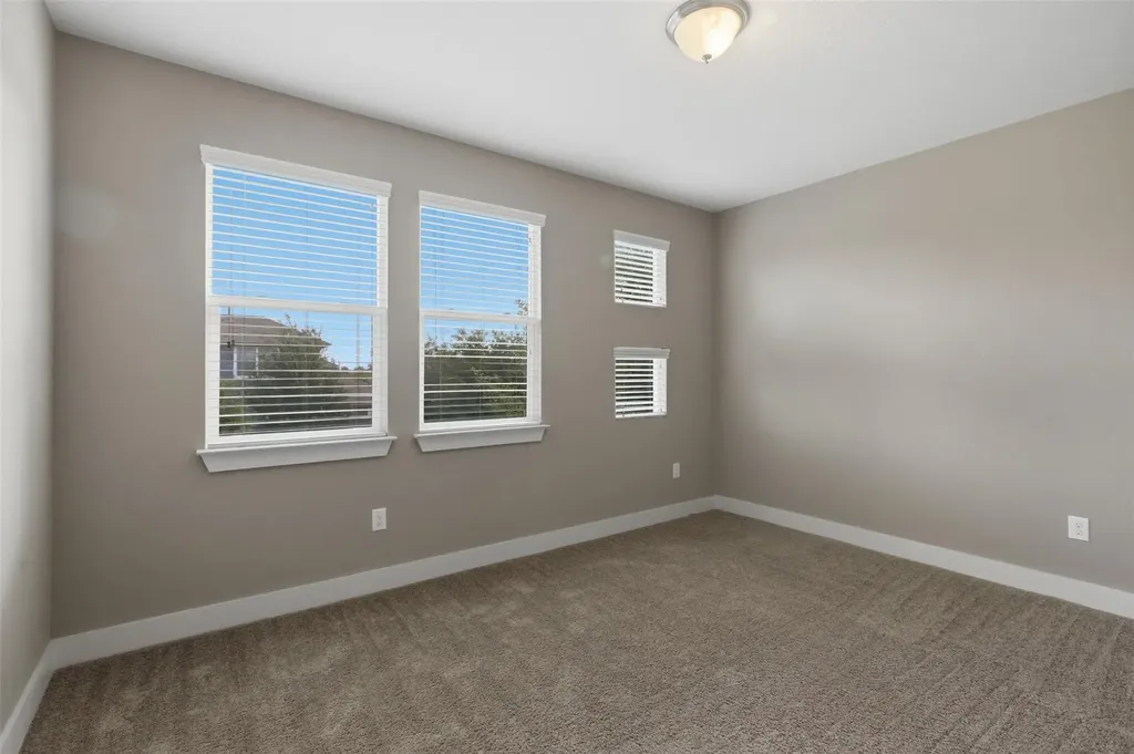 7107 Mowbray Street Austin TX 78741