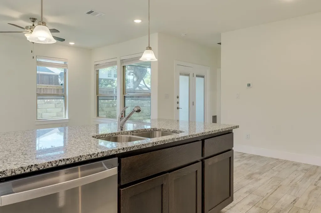 619 Parkline Drive Georgetown TX 78626