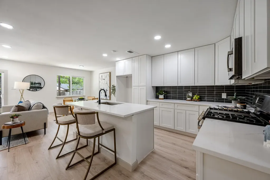 3101 Steck Avenue Austin TX 78757